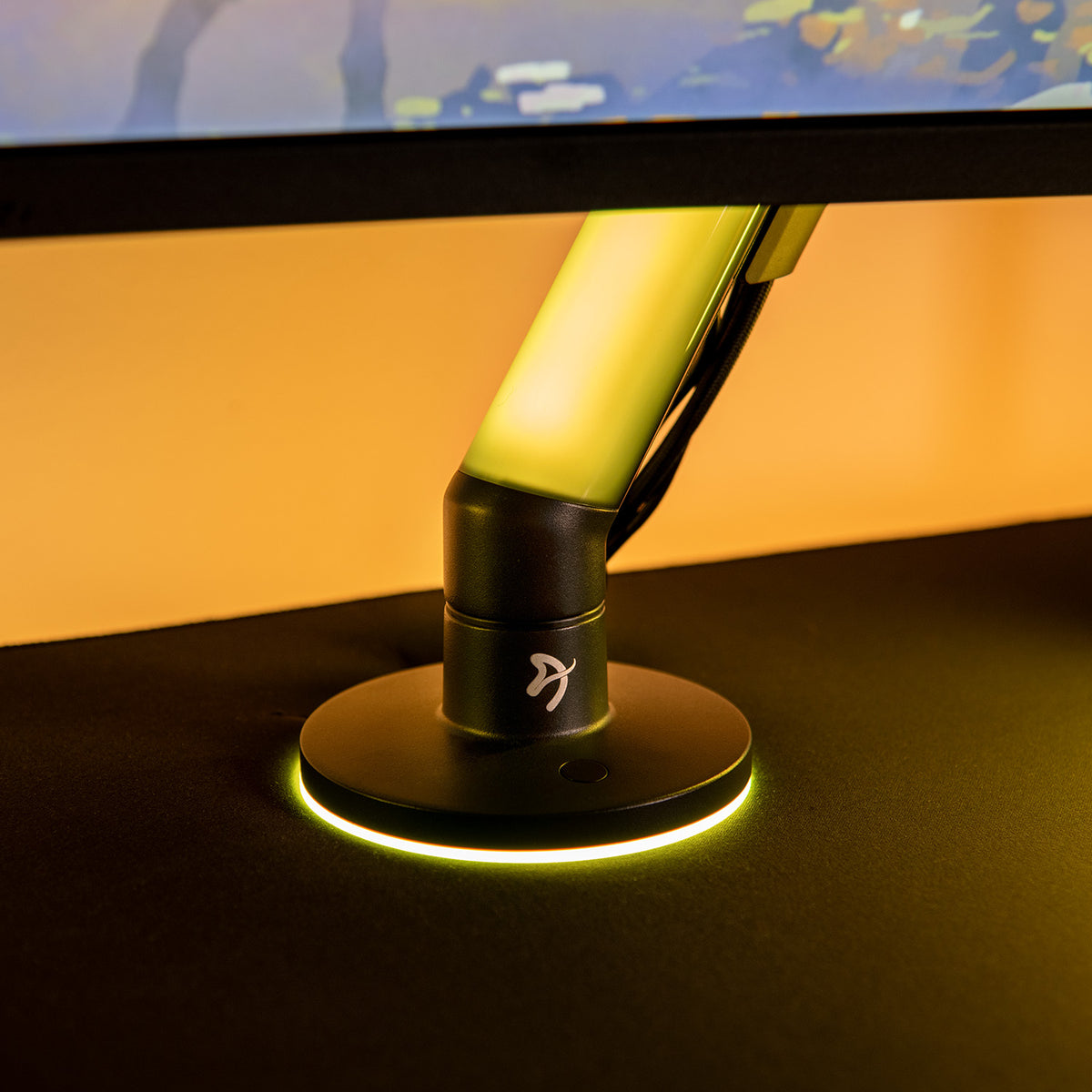 Alzare RGB - Gas Spring Monitor Arm