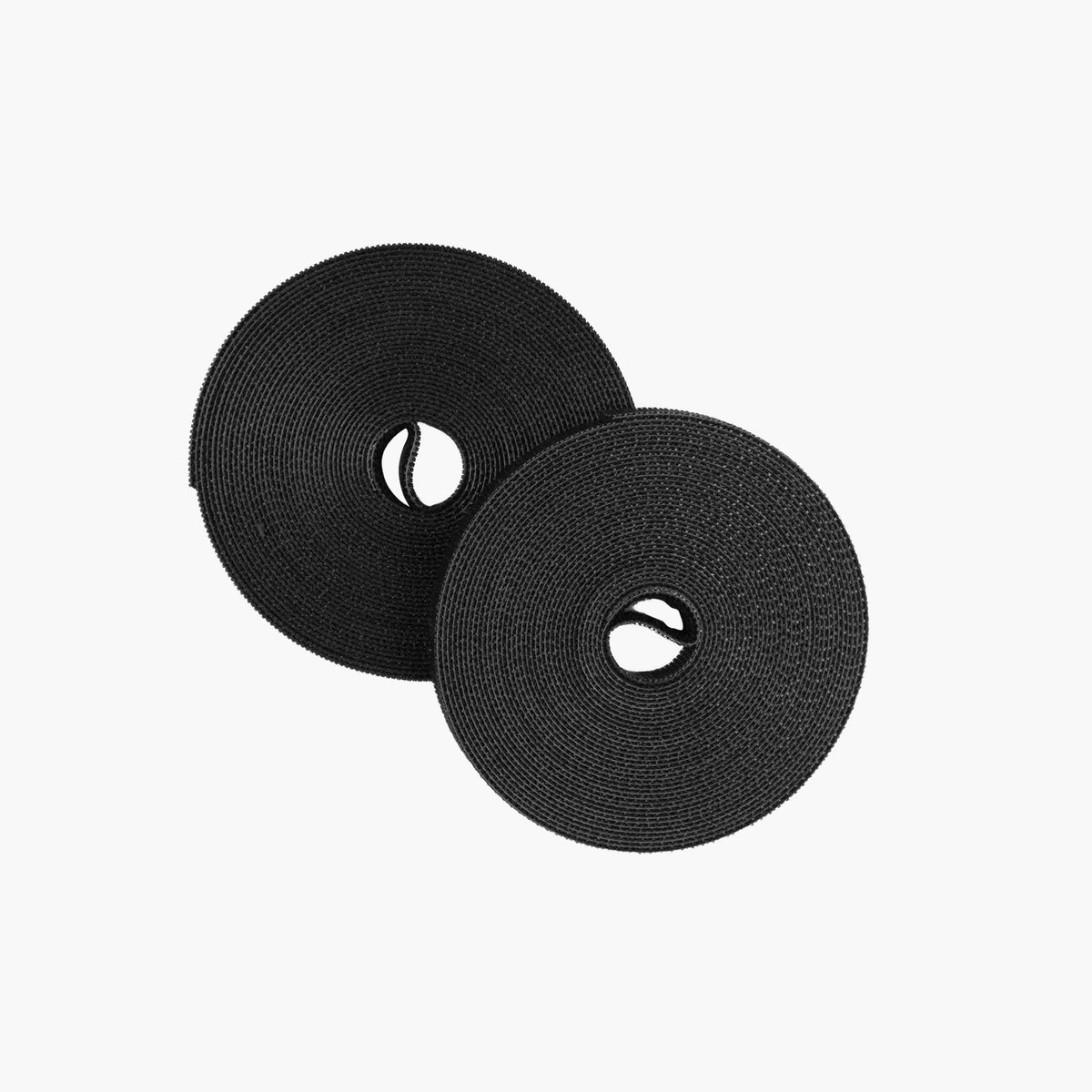Arozzi Europe Cable Kit—black hook and loop tapes to organize cables and tidy your workspace.